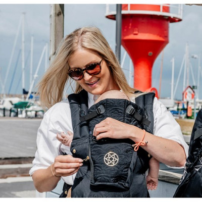 LILLEbaby bärsele Complete Embossed, luxe noir