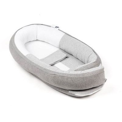 Doomoo babynest, randig grå