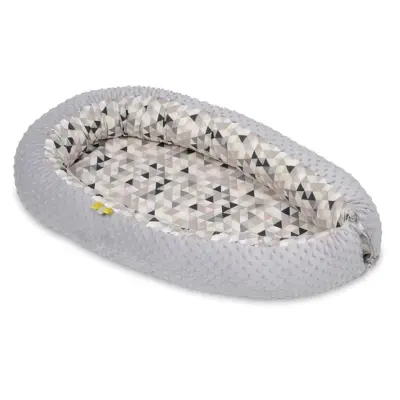 PQP Babynest - Med Dyna - Beige Triangles