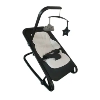 2ME babysitter Klara med lekbåge, black