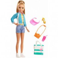 Barbie Stacie Travel Doll Barbiedocka FWV16