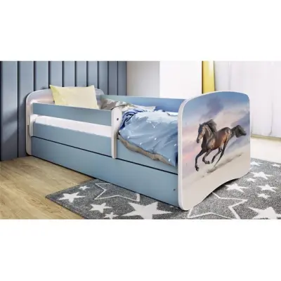 Kocot Kids Barnsäng - Babydreams Blå Med Madrass - Galloperande Hästar 160x80 Cm