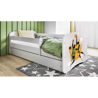 Kocot Kids Barnsäng - Babydreams Vit Med Låda Och Madrass - Basketboll 140x70 Cm