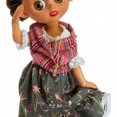 Berjuan - Docka Biggers Frida 35 Cm Röd/Grön