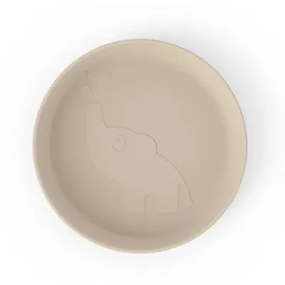 Done by Deer tallrik Elphee, sand