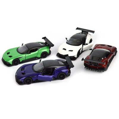 Aston Martin Bil med pullback  : Färg - Grön - Leksaksaffären -  Leksaksaffären