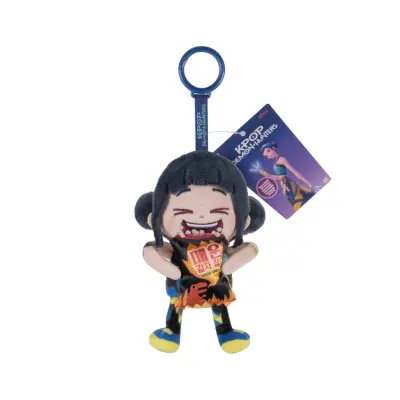 K-Pop Demon Hunters Premium Plush Clip Zoey - K-Pop Demon Hunters -  Leksaksaffären