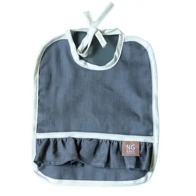 NG Baby haklapp med volang MOOD, graphite grey