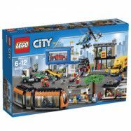 LEGO City Town 60097, Torget