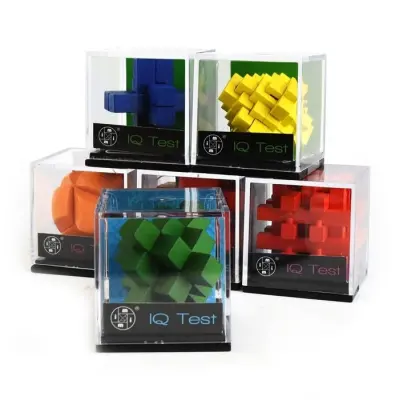 IQ-pussel i trä Färg  : Model - Gul - Leksaksaffären -  Leksaksaffären