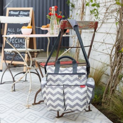 Skip Hop Duo Signature Skötväska (Chevron)