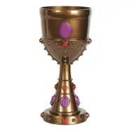 Guldbägare med Juveler i Plast